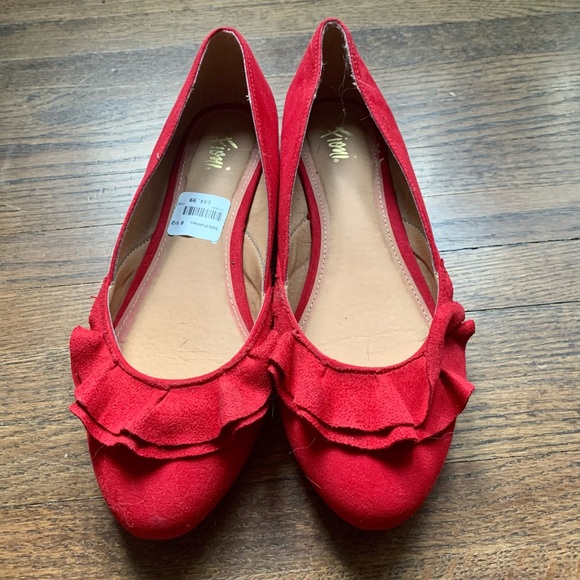 Red shoes - flats - Picture 2 of 3